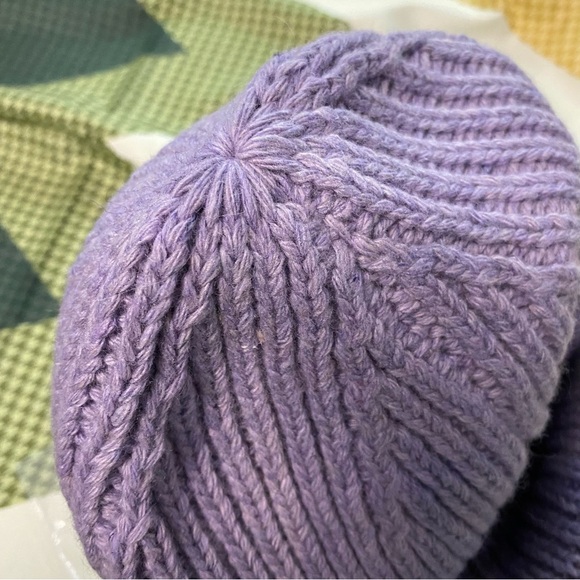 Acne Studios Pansy Face Ribbed Wool Beanie Taro Purple - Picture 5 of 6